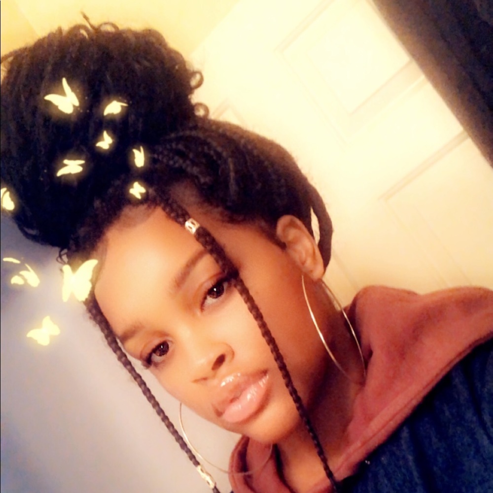 Meet your Posher, Ttaylin